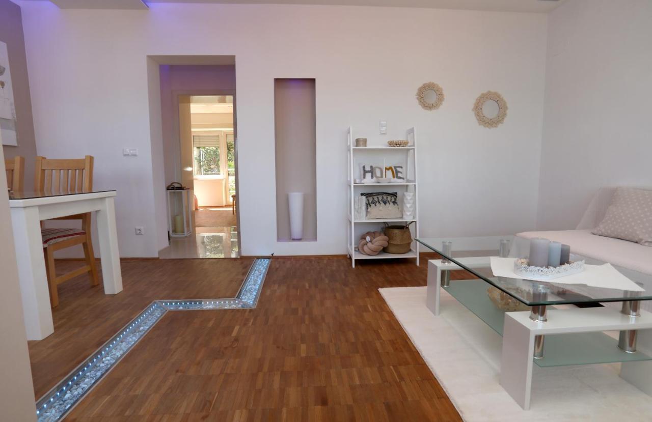 Apartments Vida Trogir Eksteriør bilde